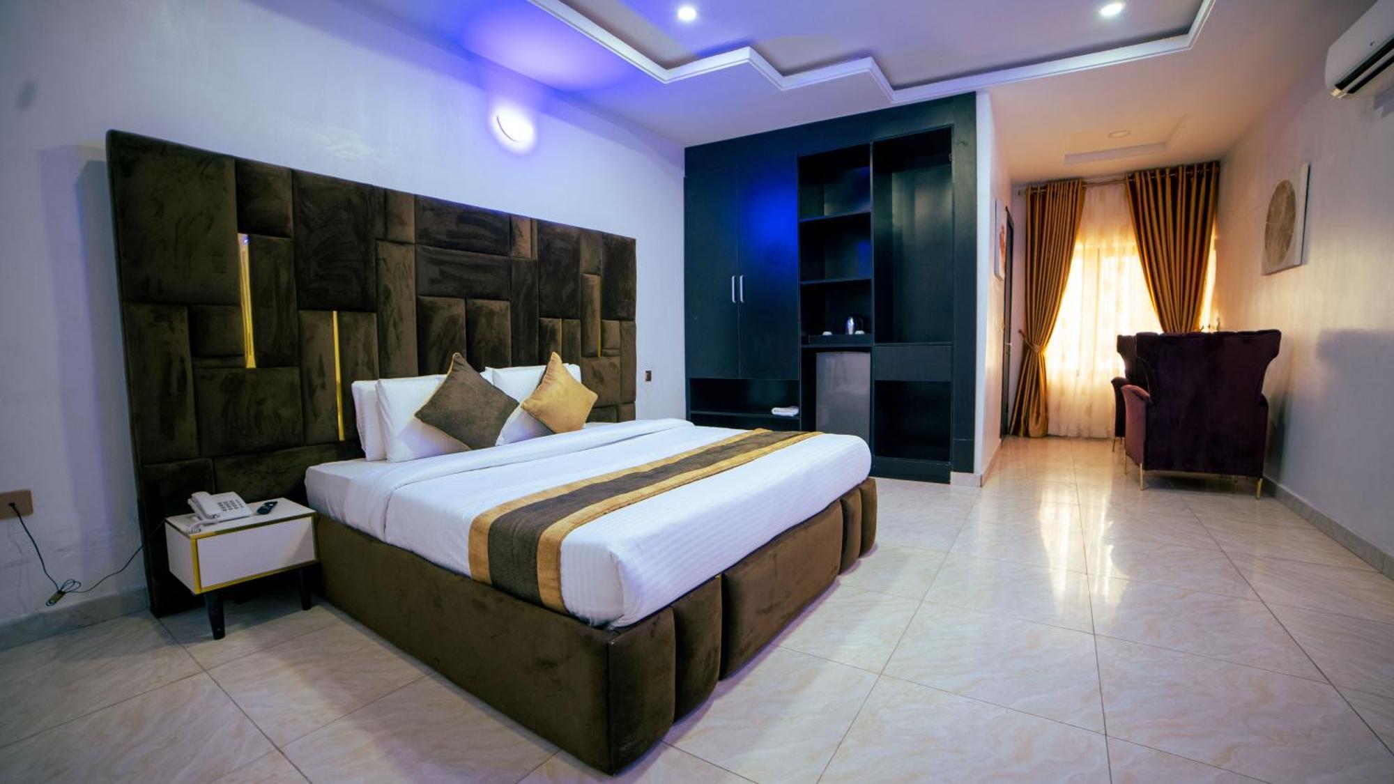 247 Luxury Hotel & Apartment Ajah Lekki Exterior foto